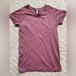 Athleta Momentum Short Sleeve